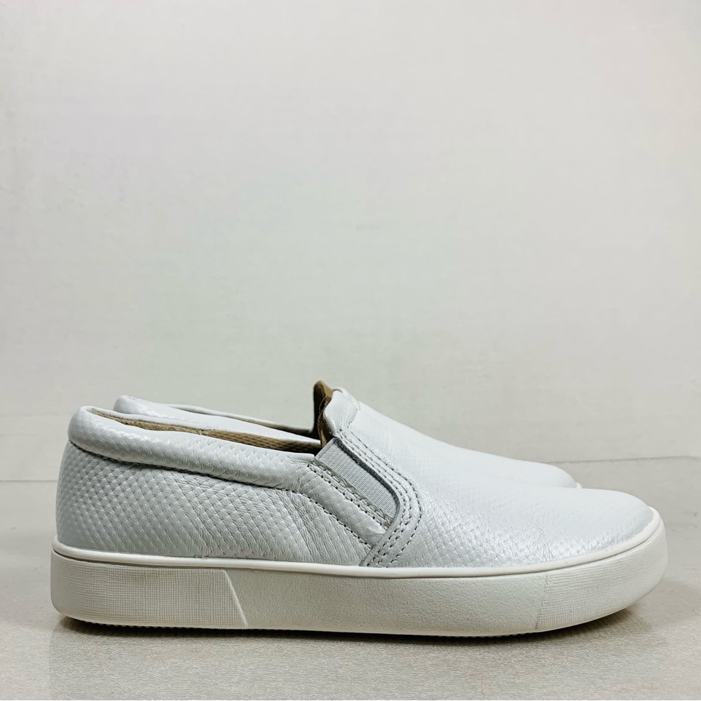 NIB Naturalizer Women’s Marianne Slip On Leather Sneaker in White Size 5.5M - Picture 13 of 13